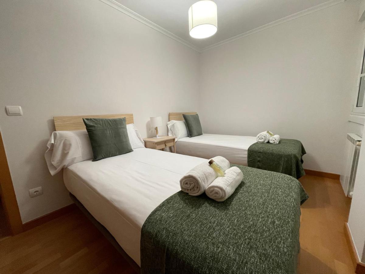 Oktheway Castelao Street Apartment Саррия Екстериор снимка